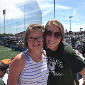 Meet your Posher, Caroline